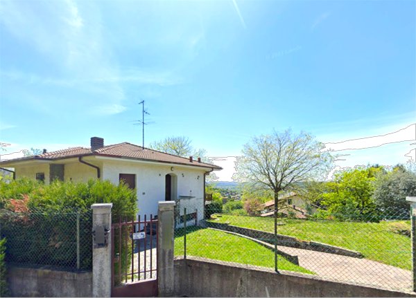 casa indipendente in vendita a Proserpio