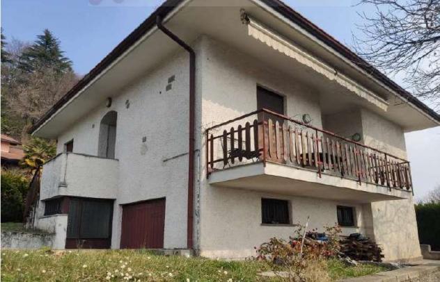 casa indipendente in vendita a Proserpio