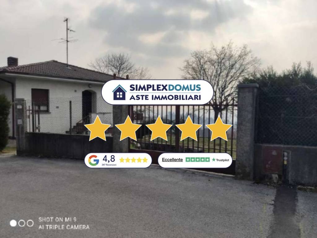 casa indipendente in vendita a Proserpio