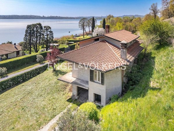 casa indipendente in vendita a Pusiano