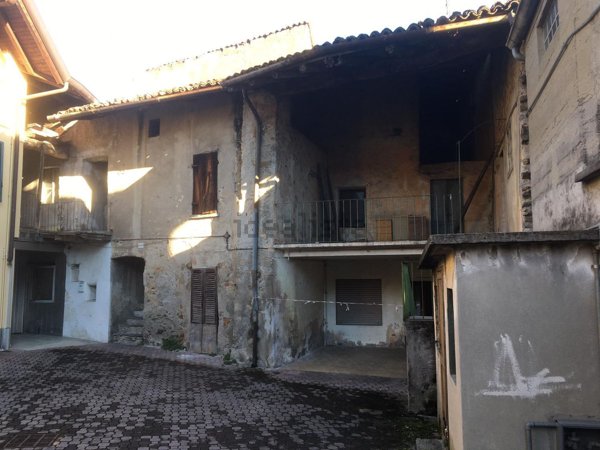 appartamento in vendita a Pusiano