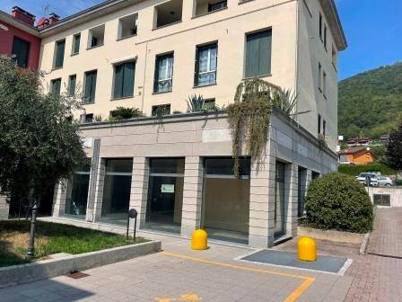 negozio in vendita a Pusiano