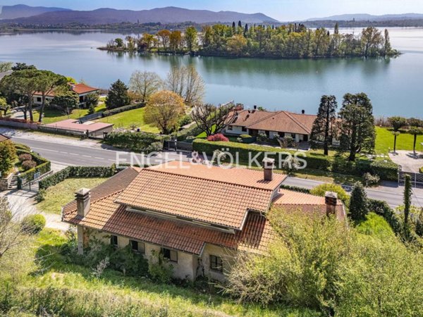 casa indipendente in vendita a Pusiano