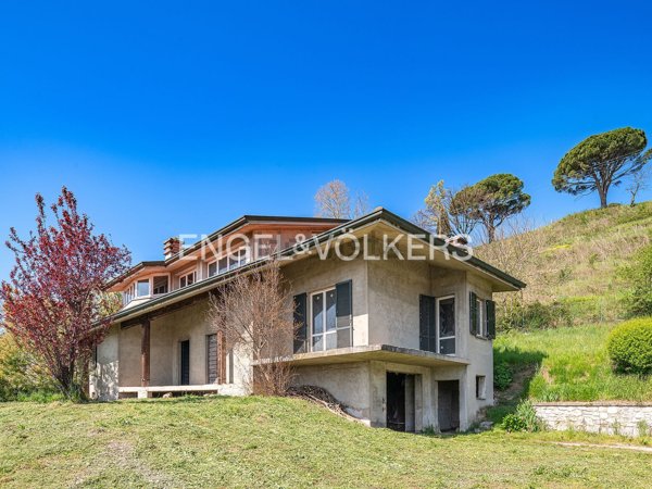 casa indipendente in vendita a Pusiano