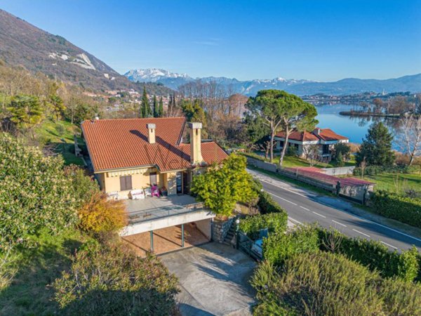 casa indipendente in vendita a Pusiano