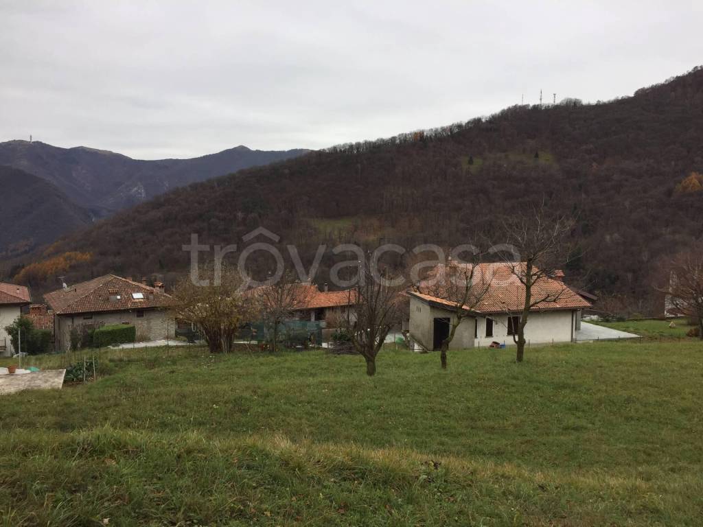 bifamiliare in vendita a Rezzago