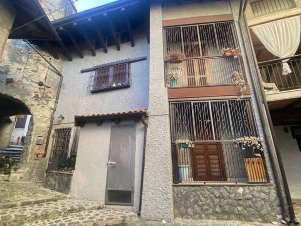 appartamento in vendita a Rezzago