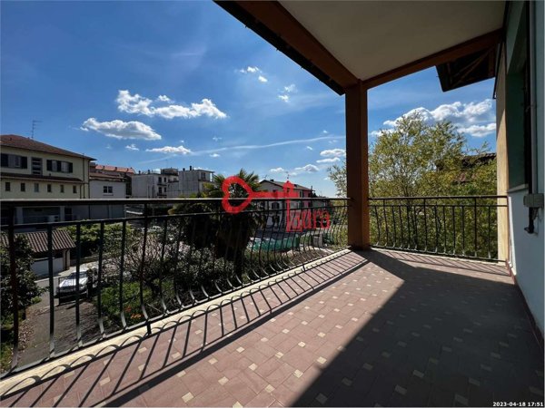 casa indipendente in vendita a Rodero