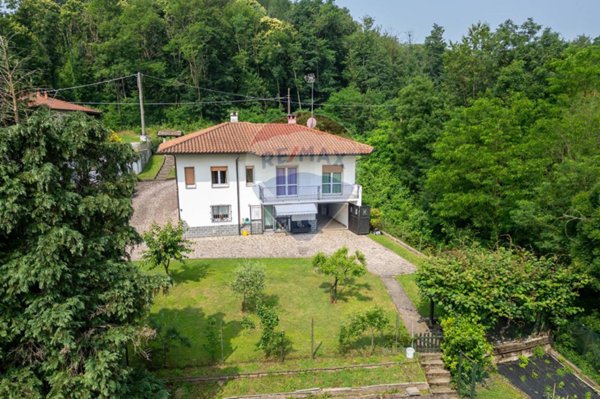 casa indipendente in vendita a Rodero