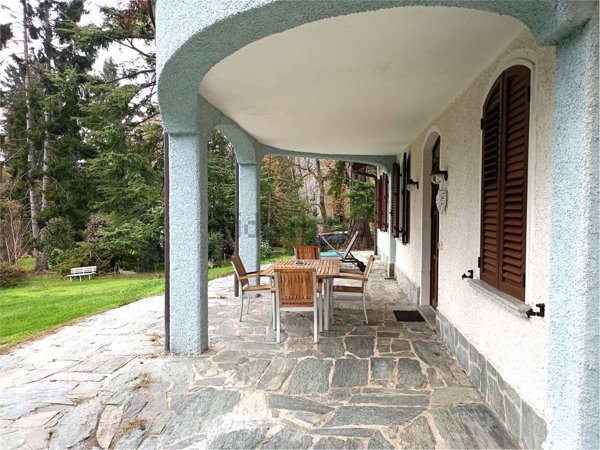 casa indipendente in vendita a Rodero