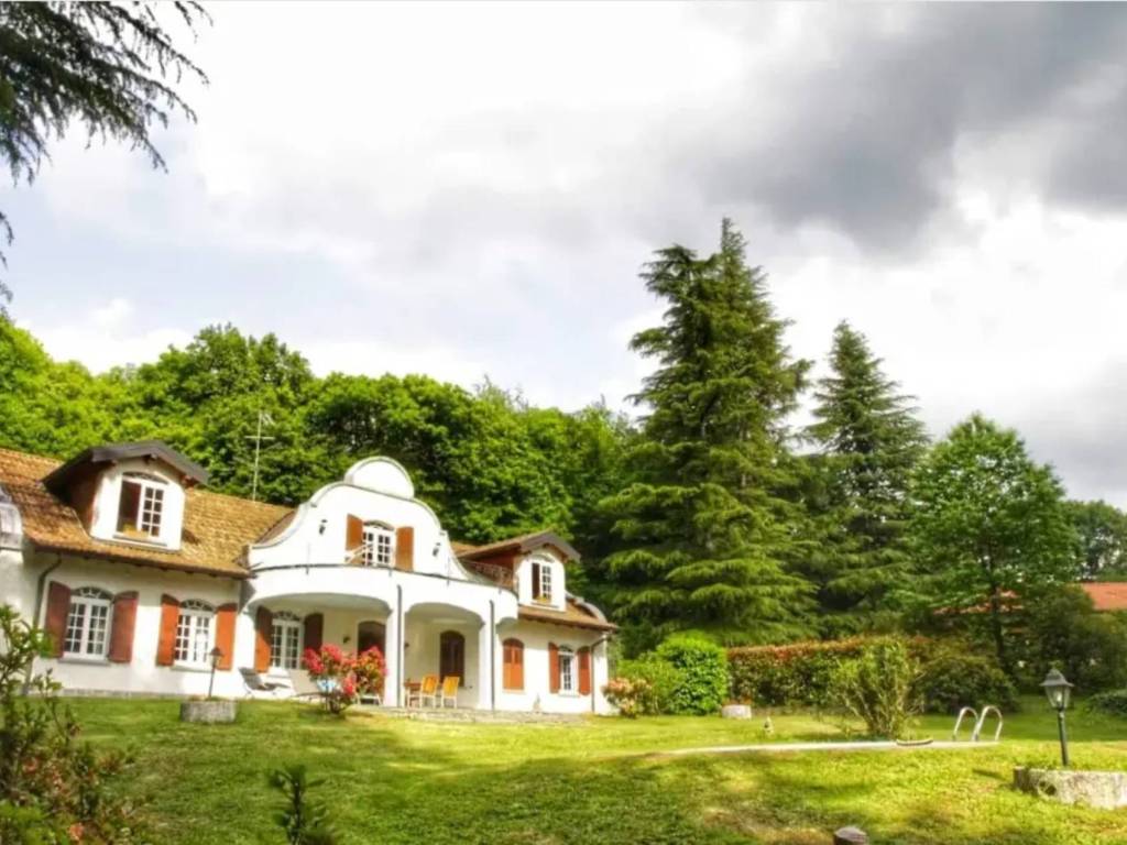 casa indipendente in vendita a Rodero