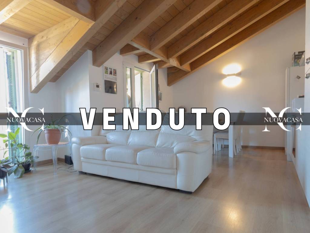 appartamento in vendita a Rovellasca