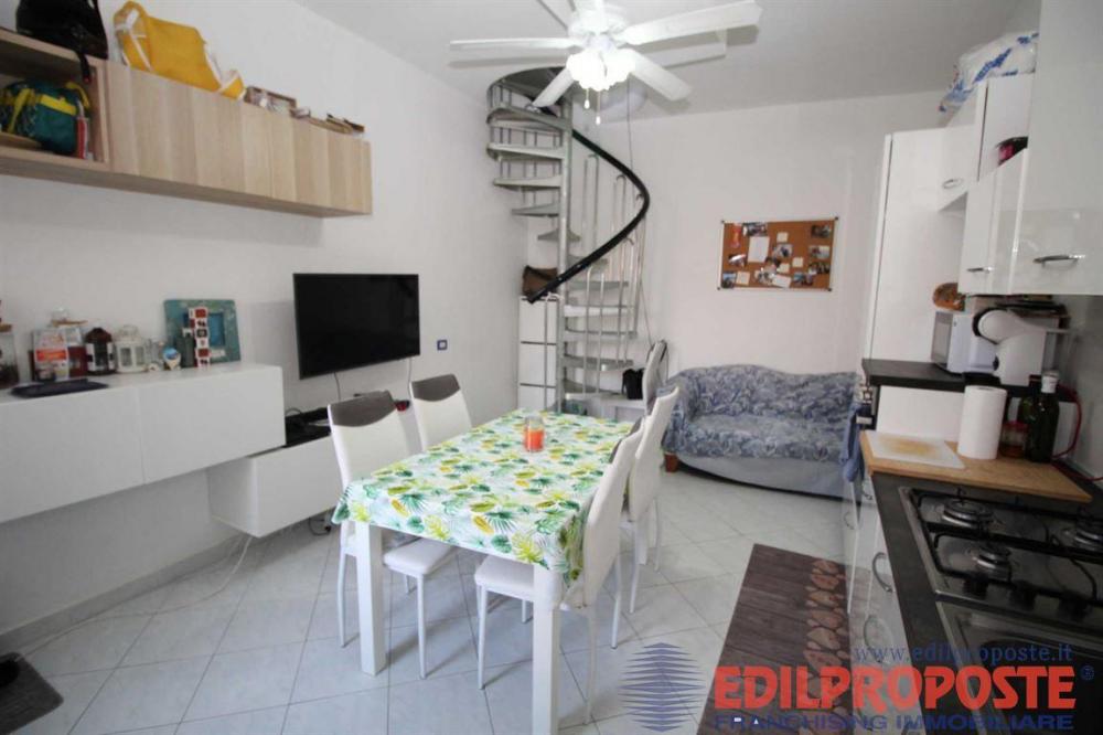appartamento in vendita a Rovellasca