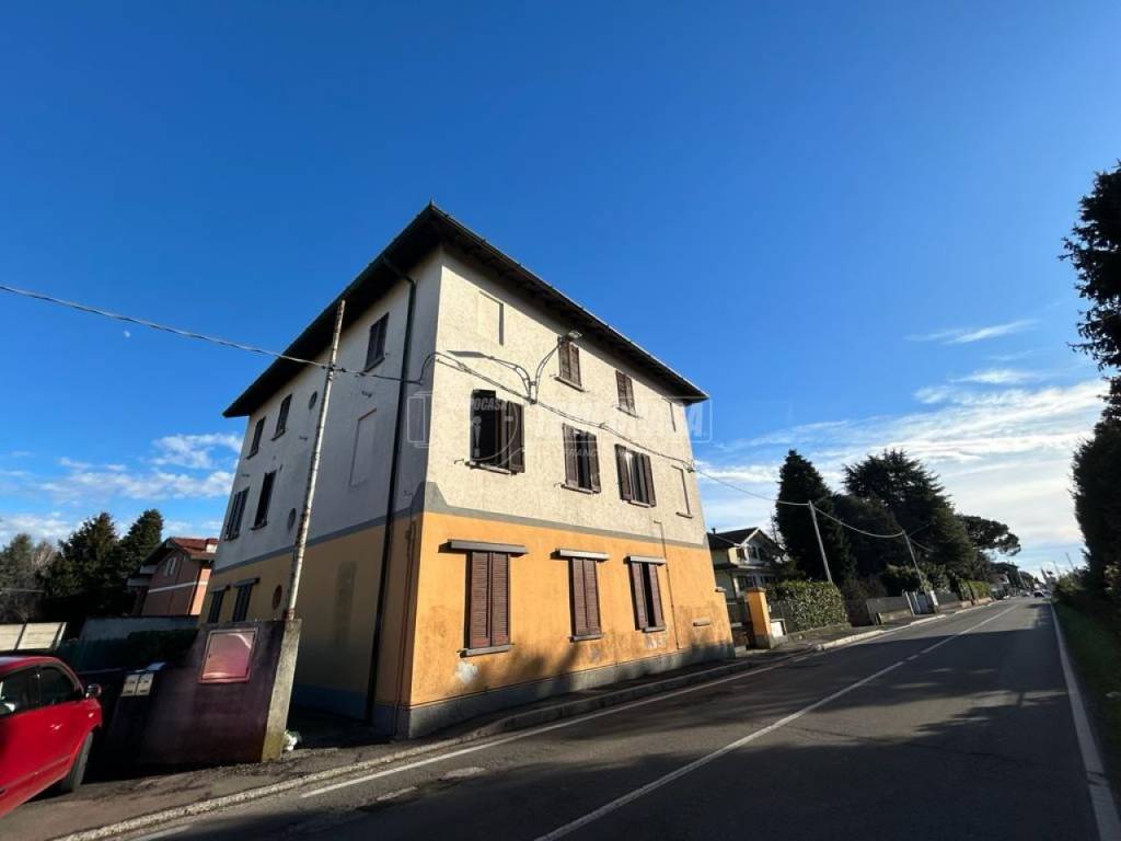 appartamento in vendita a Rovellasca
