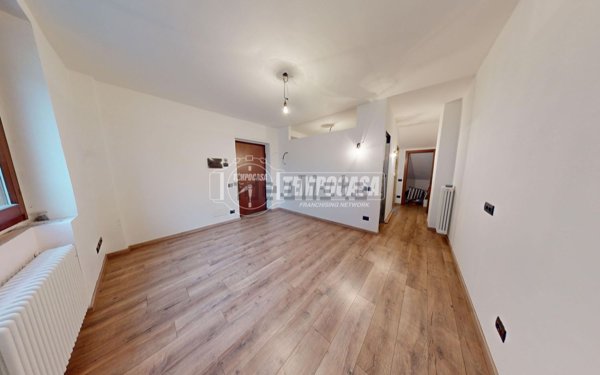 appartamento in vendita a Rovellasca