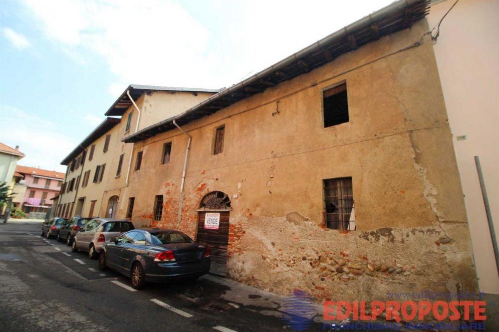 casa indipendente in vendita a Rovellasca
