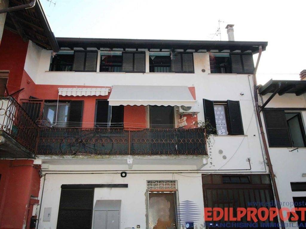 appartamento in vendita a Rovellasca