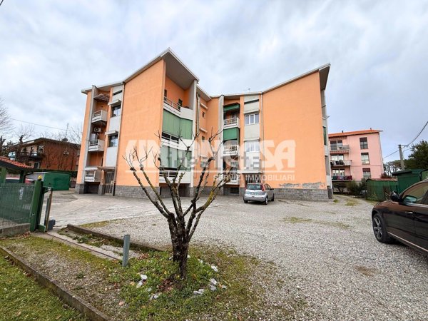 appartamento in vendita a Rovellasca