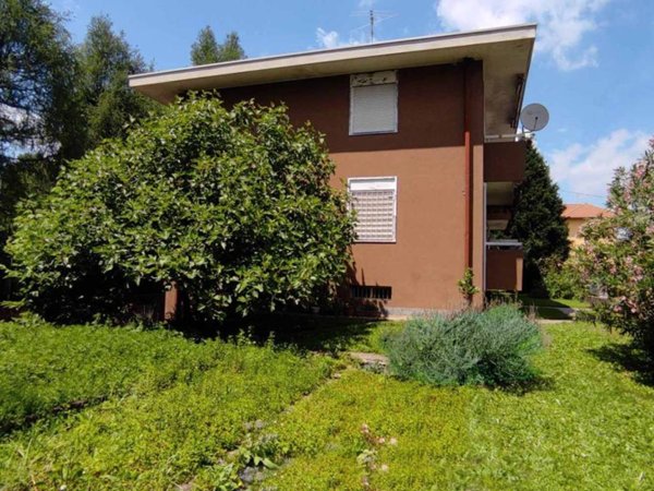 appartamento in vendita a Rovellasca
