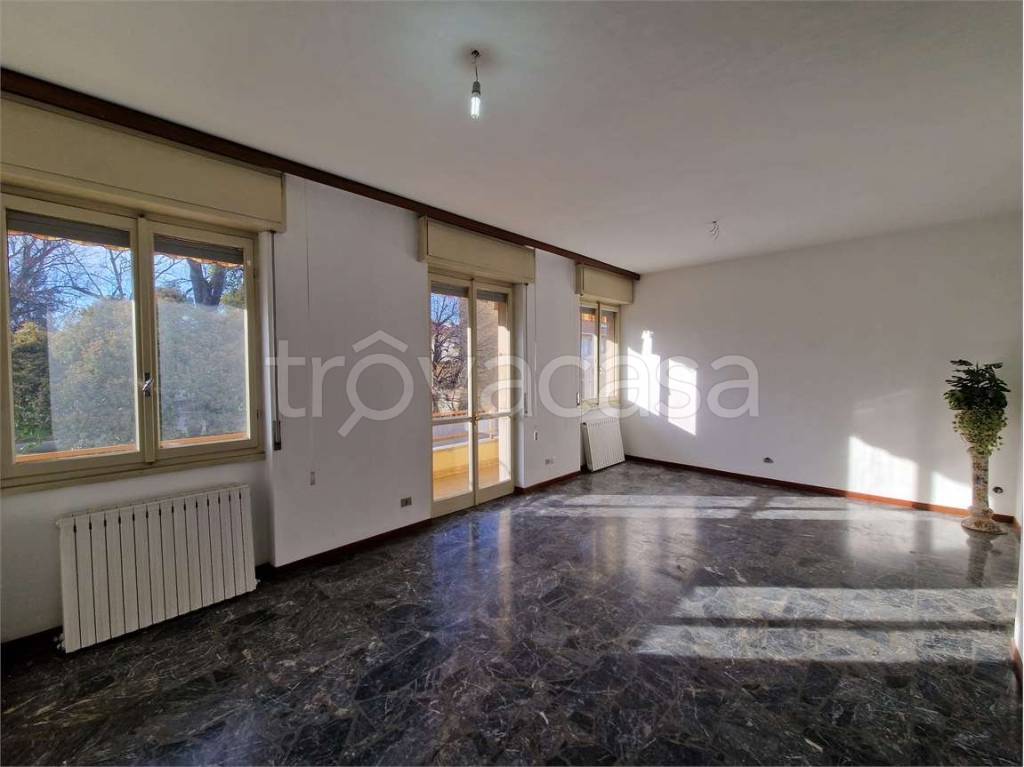 appartamento in vendita a Rovellasca
