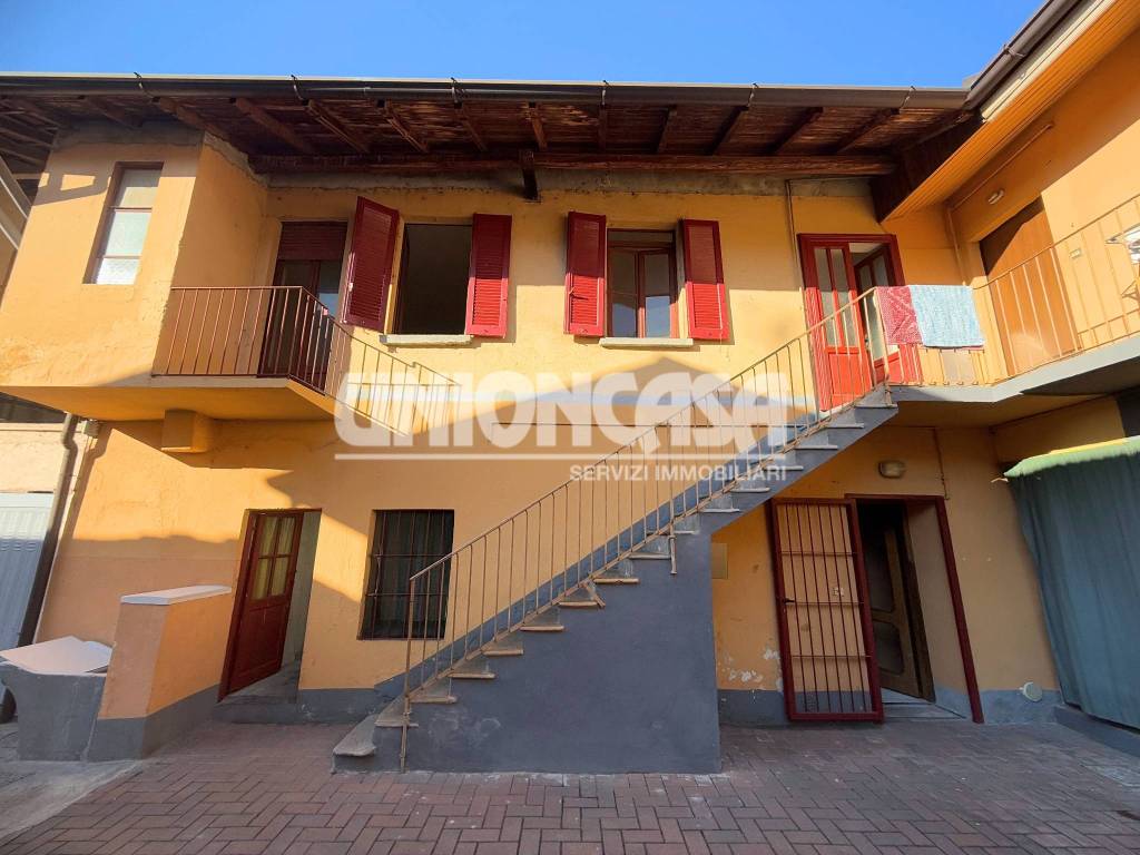 appartamento in vendita a Rovellasca