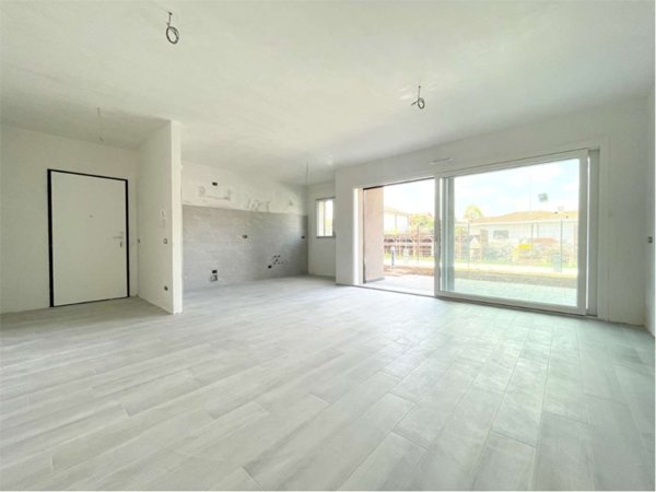 appartamento in vendita a Rovellasca