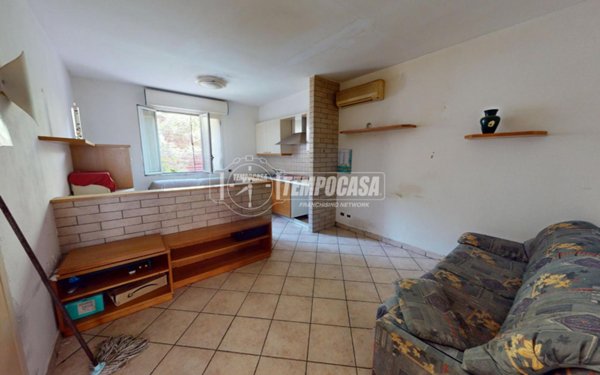 appartamento in vendita a Rovellasca
