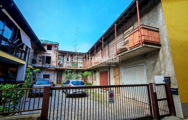 appartamento in vendita a Rovellasca