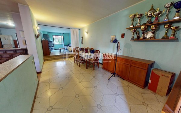 appartamento in vendita a Rovellasca