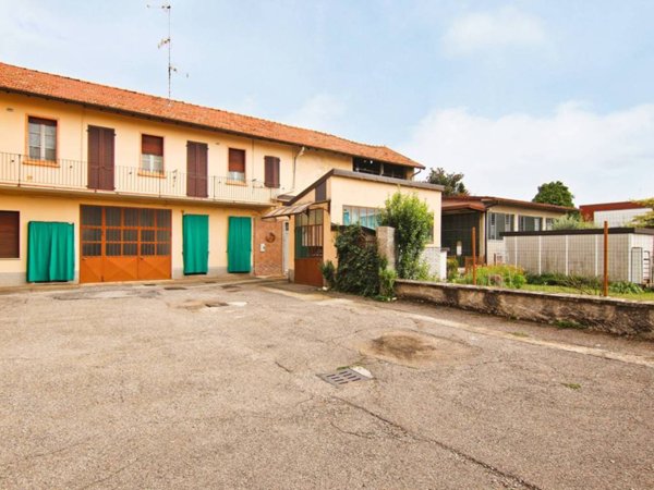 appartamento in vendita a Rovellasca