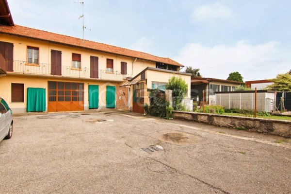 appartamento in vendita a Rovellasca