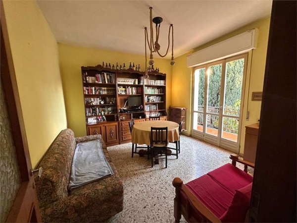 casa indipendente in vendita a Rovellasca