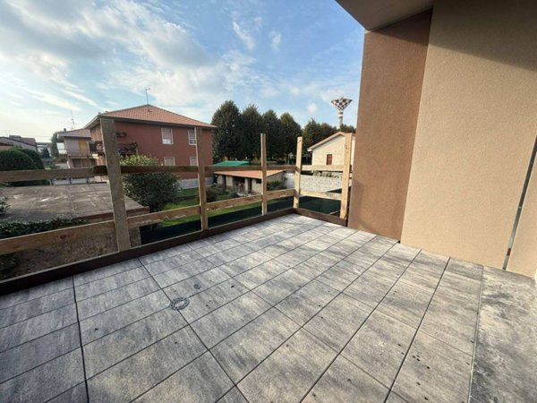 appartamento in vendita a Rovellasca