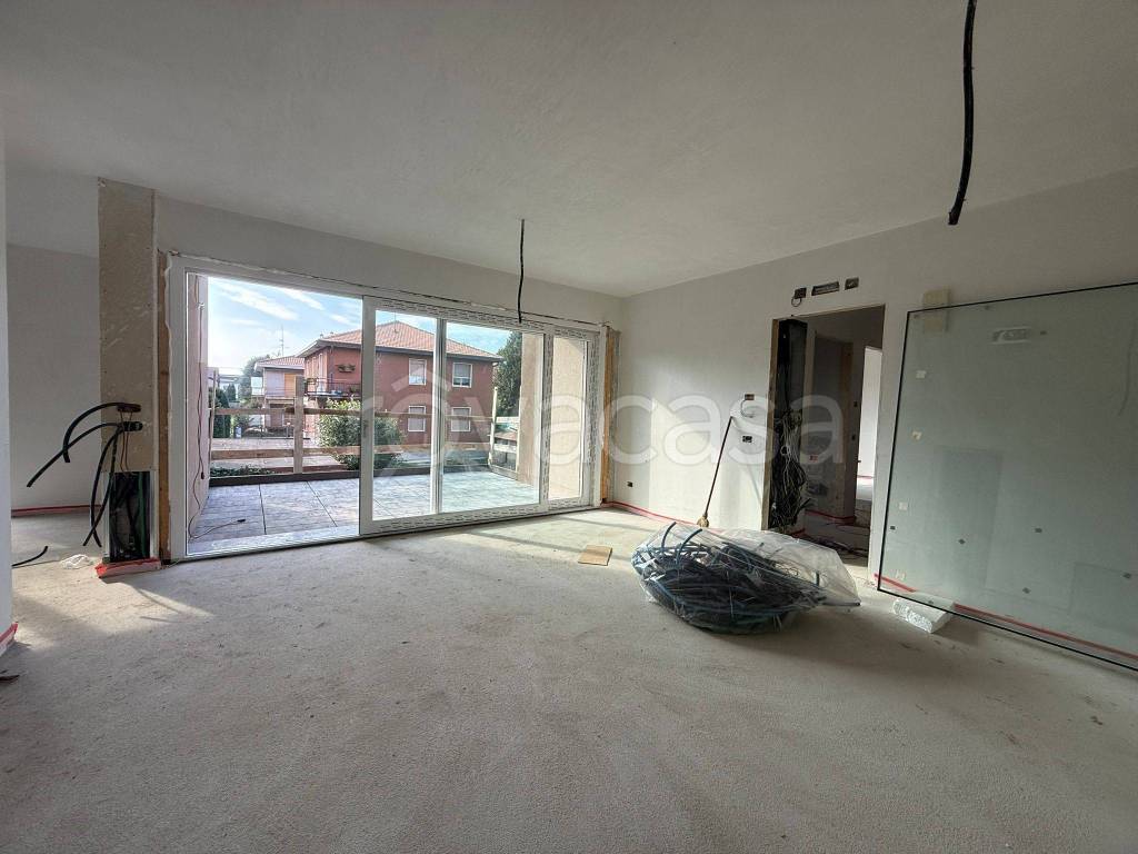 appartamento in vendita a Rovellasca