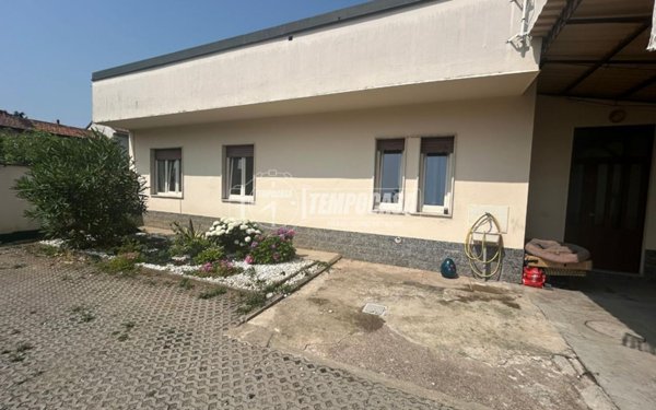 appartamento in vendita a Rovellasca