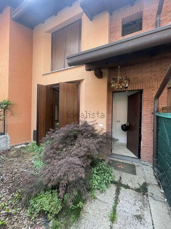 appartamento in vendita a Rovellasca