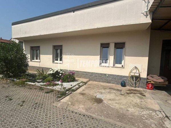 appartamento in vendita a Rovellasca
