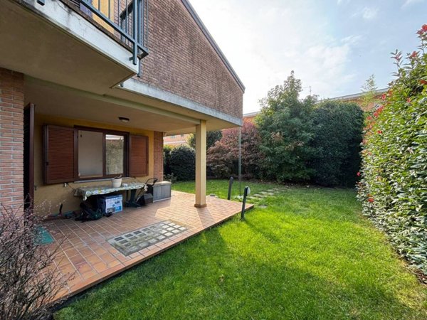 casa indipendente in vendita a Rovellasca