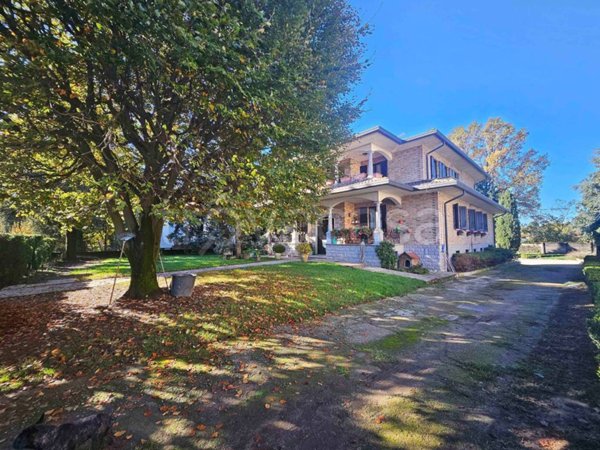 appartamento in vendita a Rovellasca