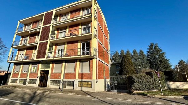 appartamento in vendita a Rovellasca