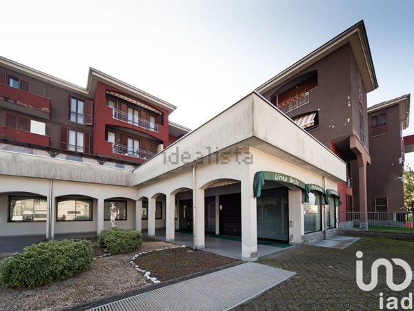 locale di sgombero in vendita a Rovellasca