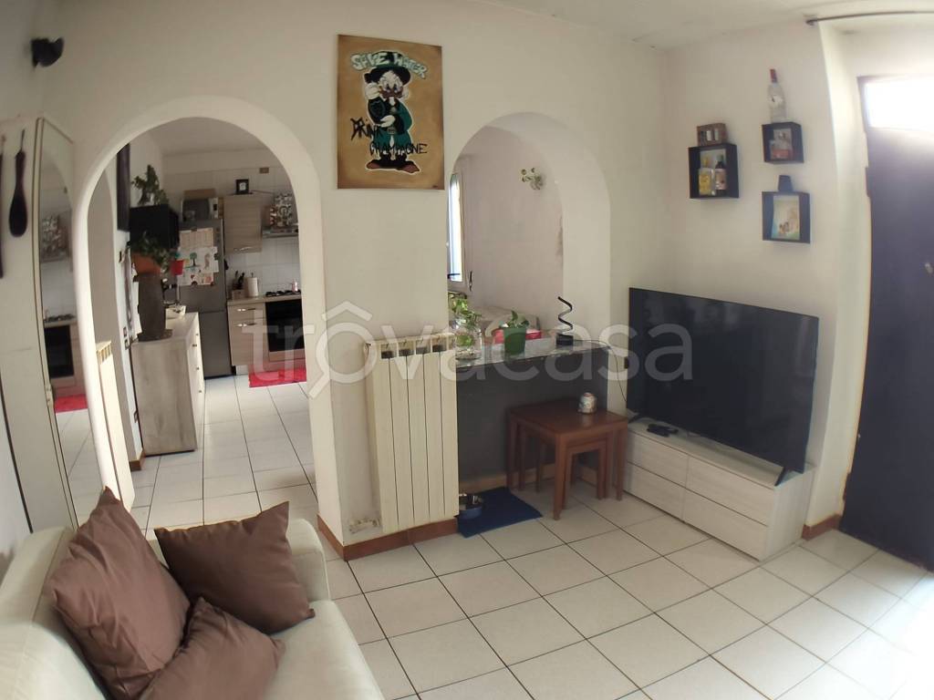 appartamento in vendita a Rovellasca