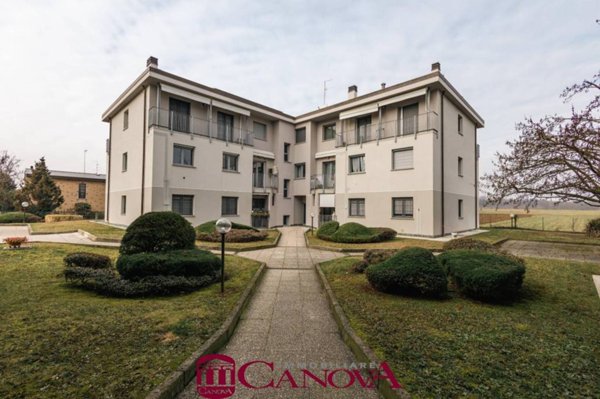 appartamento in vendita a Rovellasca