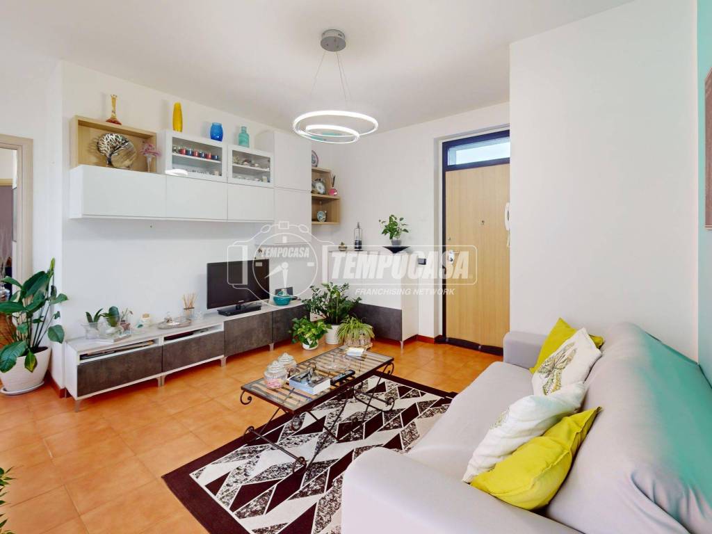 appartamento in vendita a Rovellasca