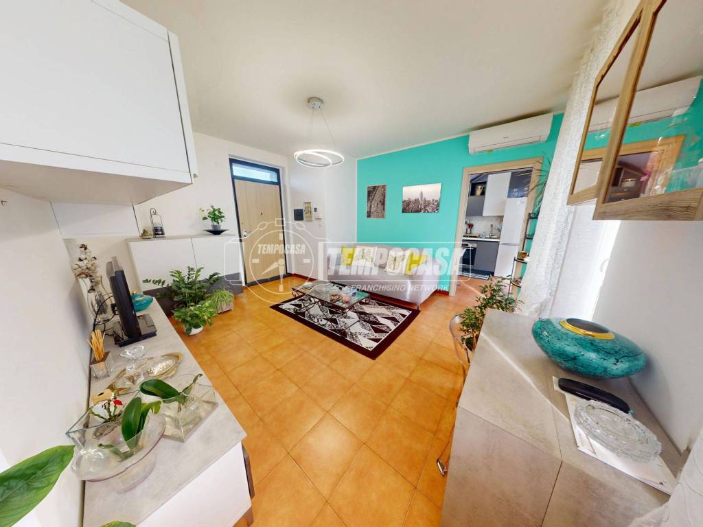 appartamento in vendita a Rovellasca