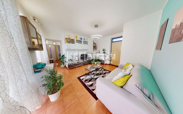 appartamento in vendita a Rovellasca