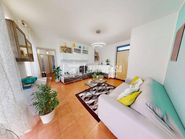 appartamento in vendita a Rovellasca