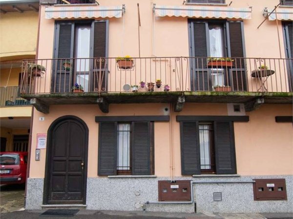 appartamento in vendita a Rovellasca