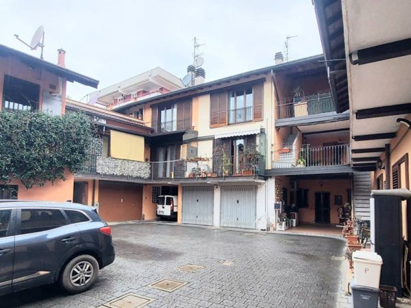 appartamento in vendita a Rovellasca