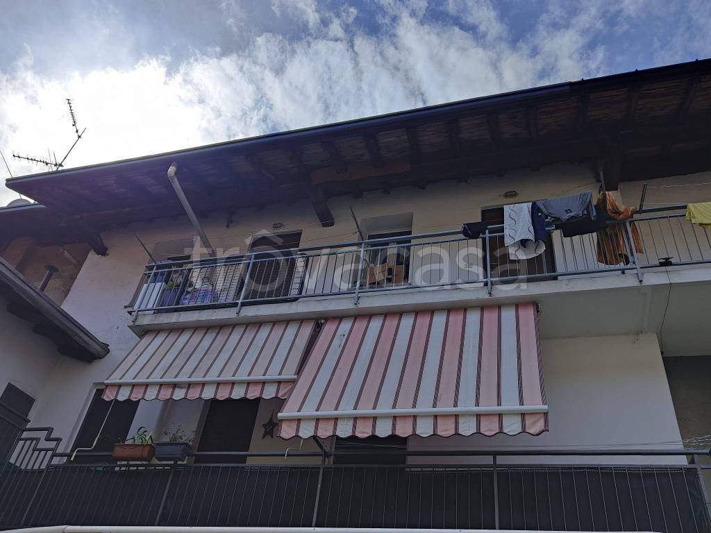 appartamento in vendita a Rovellasca